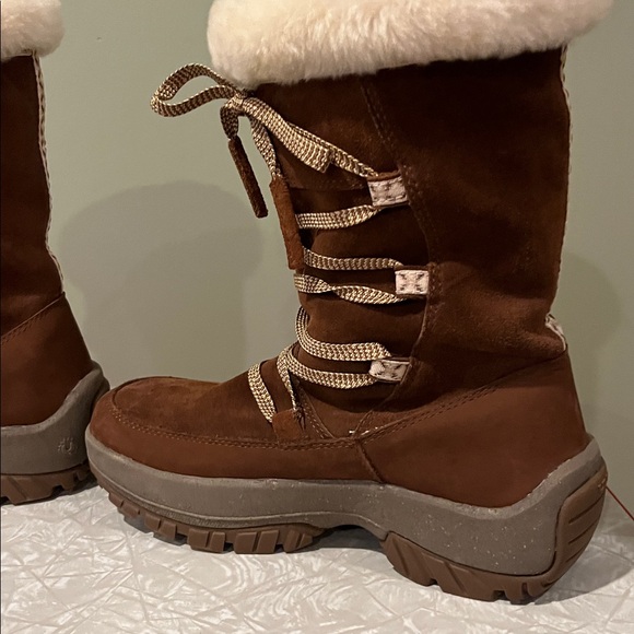 Ulu boots - Picture 6 of 7